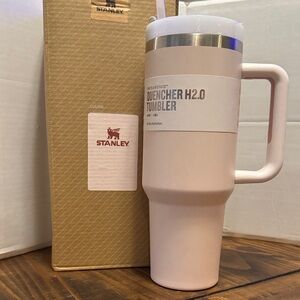 Stanley Quencher H2.0 Tumbler - Light Pink